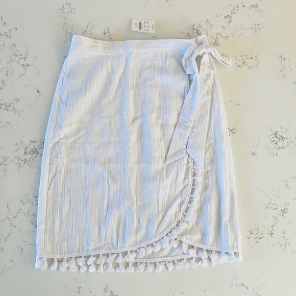 J.Crew White Pull-on wrap cover-up skirt - Picture 1 of 13